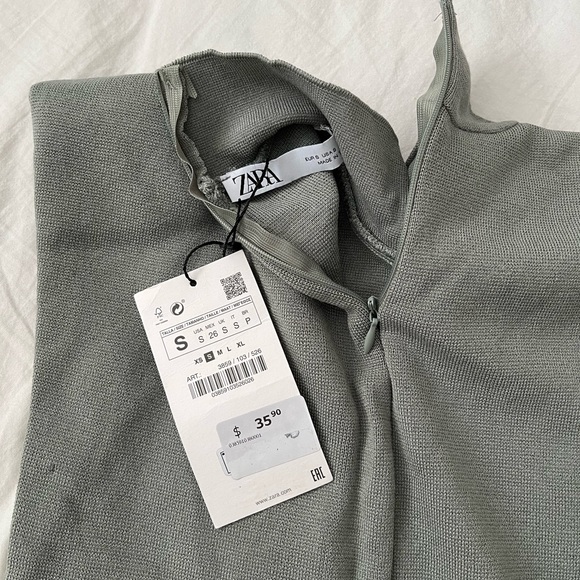 Zara Knit Top with Shoulder Pads - Picture 5 of 9